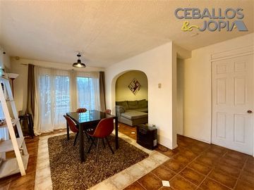 Casa en venta de 5 dorm. en Villa Alemana