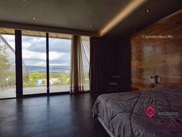 Casa de Lujo  en venta  con alberca Fracc Gran Jardín León