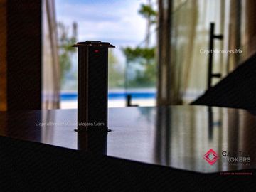 Casa de Lujo  en venta  con alberca Fracc Gran Jardín León