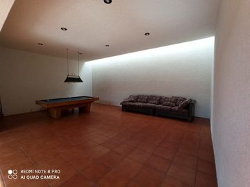 Preciosa casa y 2,300 M2 de Terreno, Ideal para la familia