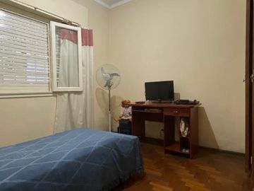 Casa PH en venta en Moron Centro