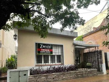 Casa PH en venta en Moron Centro