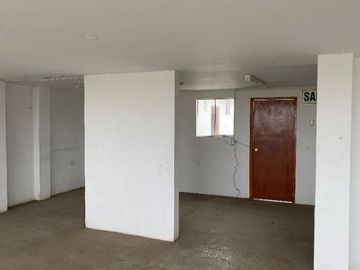 VENTA DE EXCLUSIVO LOCAL EN CHORRILLOS - AREA 249 M2