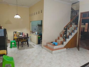 Rungkut asri Murahhh 2.75 M negooo