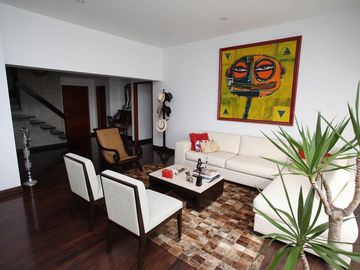 Departamento PH en Alquiler ó Venta en Magdalena del Mar limite con San Isidro