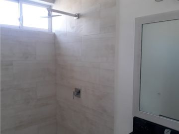 Venta de casa 4 habitaciones Urb. Costa vía a San Mateo sector sur.