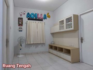 Rumah Strategis Hook 2 Lt Jatiasih dkt Tol dkt Galaxy Bekasi