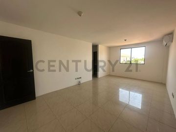 Amplia casa en venta en Isla Celeste, Samborondón