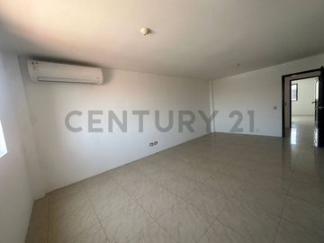 Amplia casa en venta en Isla Celeste, Samborondón