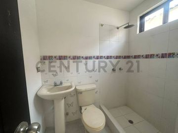 Amplia casa en venta en Isla Celeste, Samborondón