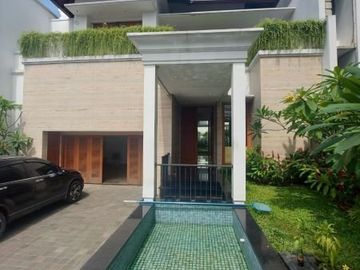 RUMAH MEWAH SIAP HUNI STRATEGIS DI PONDOK INDAH JAKARTA SELATAN