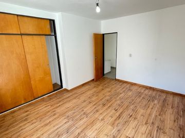 Departamento en venta en Lanus Oeste