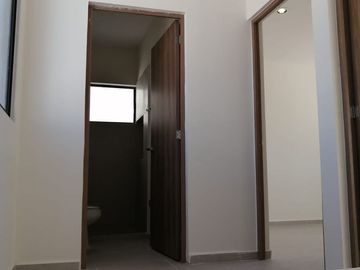 CASA EN TIXCACAL AL PONIENTE DE MÉRIDA, YUCATÁN