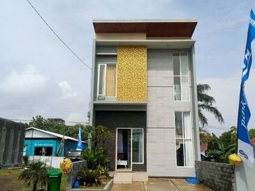 Dijual Rumah Konsep Villa Bali di Kota Malang
