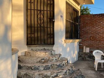 Casa en venta en Burgos, Temixco, Morelos  Casas y bienes raíces en venta al sur de Cuernavaca, Morelos.