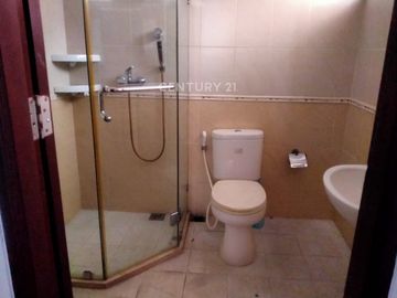 Dijual Rumah Siap Huni Lokasi Strategis Pondok Indah