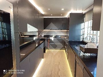Casa en Venta en Av El Valle con Av. Consistorial