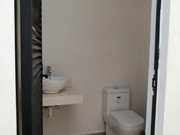 VENTA CASA RESIDENCIAL EQUIPADA EN ESQUINA EN DZITYA AL NORTE DE MERIDA, YUCATAN