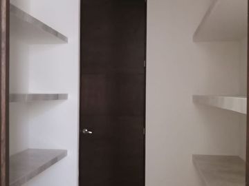 VENTA CASA RESIDENCIAL EQUIPADA EN ESQUINA EN DZITYA AL NORTE DE MERIDA, YUCATAN