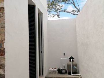 VENTA CASA RESIDENCIAL EQUIPADA EN ESQUINA EN DZITYA AL NORTE DE MERIDA, YUCATAN