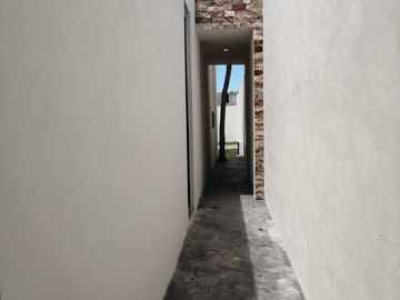 VENTA CASA RESIDENCIAL EQUIPADA EN ESQUINA EN DZITYA AL NORTE DE MERIDA, YUCATAN