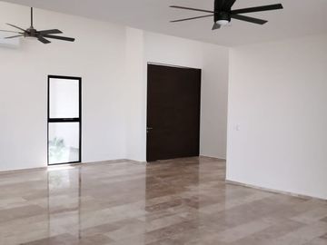 VENTA CASA RESIDENCIAL EQUIPADA EN ESQUINA EN DZITYA AL NORTE DE MERIDA, YUCATAN