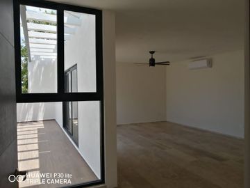 VENTA CASA RESIDENCIAL EQUIPADA EN ESQUINA EN DZITYA AL NORTE DE MERIDA, YUCATAN