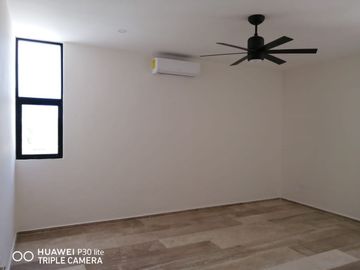 VENTA CASA RESIDENCIAL EQUIPADA EN ESQUINA EN DZITYA AL NORTE DE MERIDA, YUCATAN