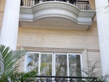 Rumah Mewah Siap Huni di Perumahan Elit Citraland Bukit Golf