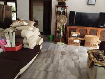Rumah lelang murah halaman luas Cempaka putih Jakarta pusat
