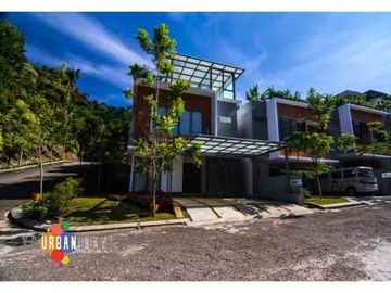 RUMAH VILLA DAGO BANDUNG VIEW PEGUNUNGAN & HUTAN PINUS