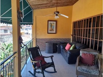 Venta de duplex en La Alameda GTA