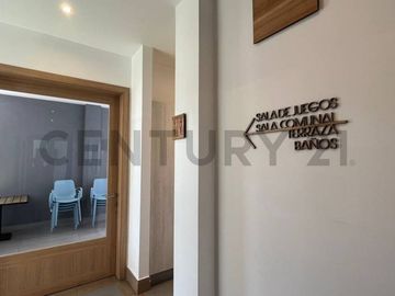De venta moderna suite con vista
