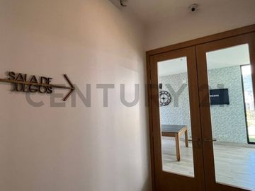 De venta moderna suite con vista