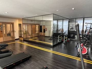 De venta moderna suite con vista