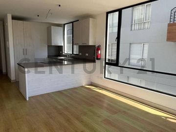 De venta moderna suite con vista