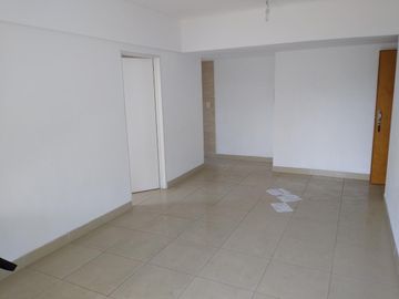 Dos ambientes casi a estrenar a pasos de Av.Rivadavia-Subte A- Balvanera