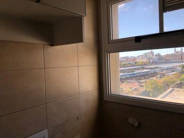 Dos ambientes casi a estrenar a pasos de Av.Rivadavia-Subte A- Balvanera