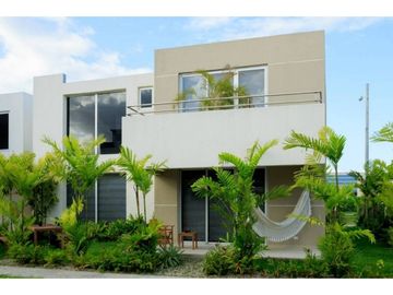 Se vende Casa Unifamiliar en Costa Sur, PH Villasur