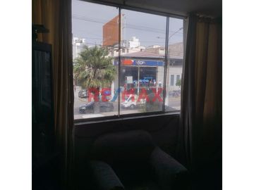 🌟 ¡OPORTUNIDAD ÚNICA EN TRUJILLO! 🌟

¡ATENCIÓN TRUJILLO! 🌟

¿Buscas una excelente oportunidad de inversión o el lugar ideal para tu familia o nego