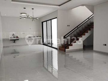 Dijual Rumah Brand New 2 Lantai di BSD Griya Loka Sektor 1.4 Ext.