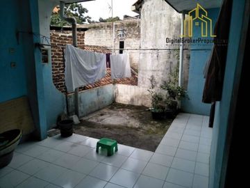 Rumah dalam gang, daerah Setiabudi Bandung. | FARYACHDYAR