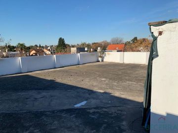 Casa PH en venta en Parque Johnston