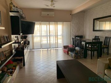 Casa PH en venta en Parque Johnston