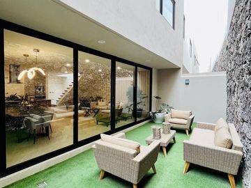 Casa Premium con Sala TV en Zibata