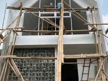 Investasi Rumah 2LT Berkolam Renang Termurah dekat Pesantren Darut Tauhid Gegerkalong Cigugur Sukasari