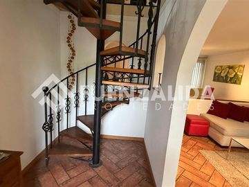 Casa en venta de 3D-1B en Ñuñoa, colegio Calasanz