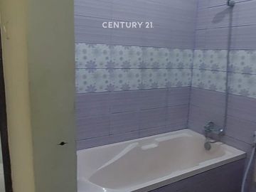 Rumah 2 Lantai Siap Huni Di Kota Baru Parahyangan Bandung