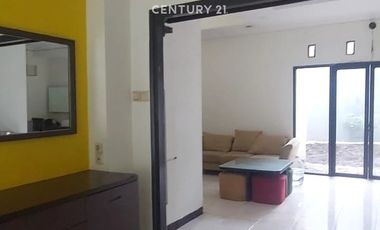 Rumah 2 Lantai Siap Huni Di Kota Baru Parahyangan Bandung