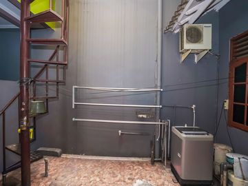 Rumah Luas SHM 5 Menit ke Gerbang Tol Cibubur 2 Dibantu KPR J-52440